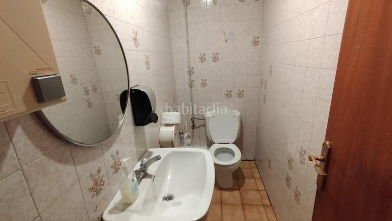 Foto 710c5b87-e657-4c3a-9238-53e5ca5107dd. Casa pareada casco antiguo zona mercado en Sant Esteve Sesrovires