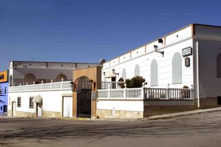 Local Comercial a Baeza. Salón de bodas en calle gadálquivir . polígono de baeza