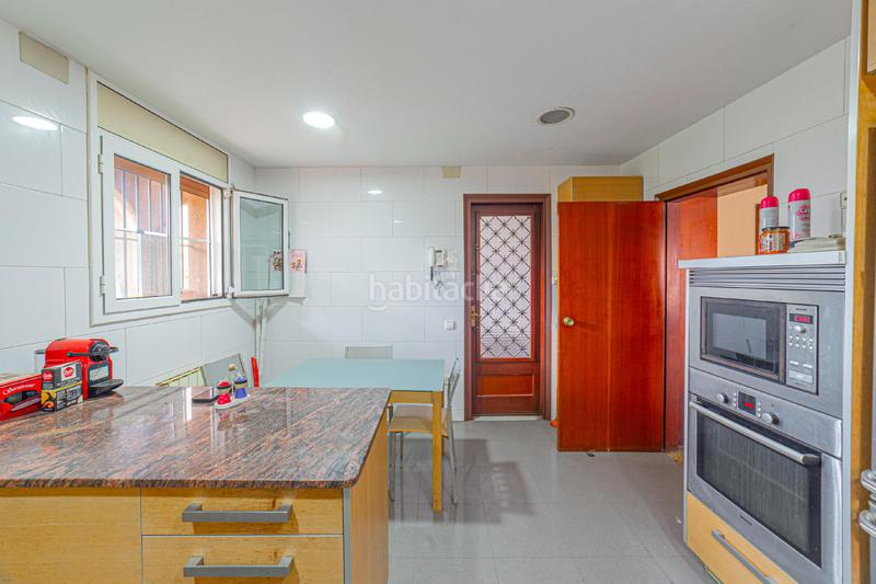 Foto 19b35837-f415-447f-a1dd-93cd4d54a431. Chalet parc nadalescola virgen de la salud en Centre-Can Nadal Sant Feliu de Llobregat