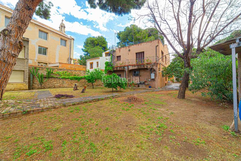 Foto 5c88a1f4-bd8e-404d-820b-1e1c76fa4876. Chalet parc nadalescola virgen de la salud en Centre-Can Nadal Sant Feliu de Llobregat
