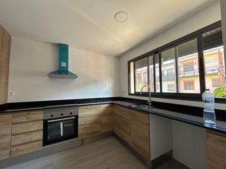 Casa aparellada a Piera. Barri  avenida barcelona