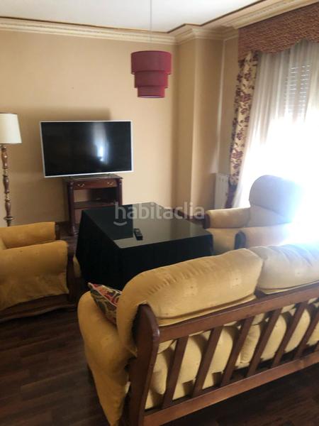 Foto 431e766a-90e1-4368-a8f5-62ab888ca2b6. Apartamento piso cerca del centro y de la academia de la g.c. en Baeza