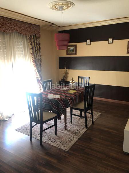 Foto fdbf5321-990e-48d0-9656-4398adf0e317. Apartamento piso cerca del centro y de la academia de la g.c. en Baeza