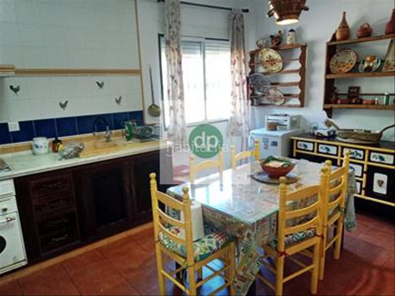 Foto 219036d2-b98a-413e-99e3-91737fc70ad3. Masia amb aparcament piscina a Codosera (La)