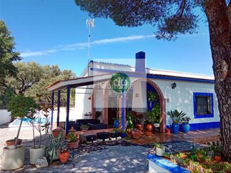 Foto af48268b-58c1-4c1d-b8b8-c75afd6bf26f. Masia amb aparcament piscina a Codosera (La)