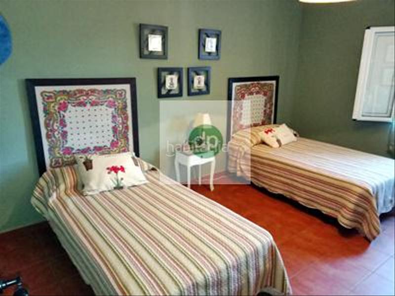 Foto c82135d3-ef56-4ab0-91dc-94405fb843ad. Masia amb aparcament piscina a Codosera (La)