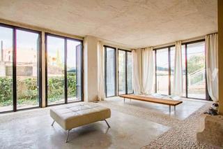 Location Bureau à Cala Major. Carrer puig de randa, a 45min de la playa