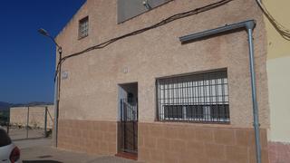 Casa pareada en Hellín. Barrio rambla isso
