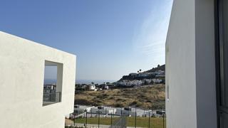 Casa aparellada a Riviera del Sol. Excelente ubicación a 5 min de todos los servicios