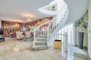 Chalet en Centre. Chalet en el centro de pineda a 5 minutos de la playa