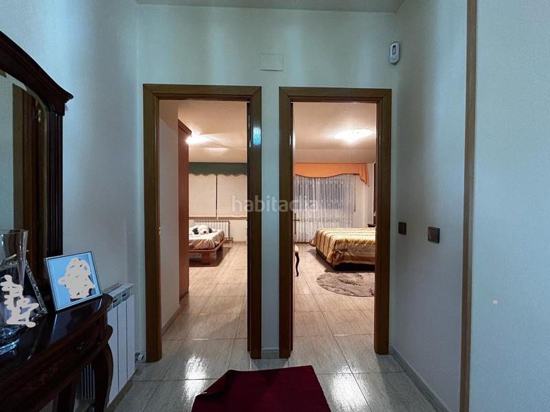Foto 26652410-8826-4ff1-9e1c-b49ec72d5fa2. Casa bifamiliare con riscaldamento parcheggio in Masquefa