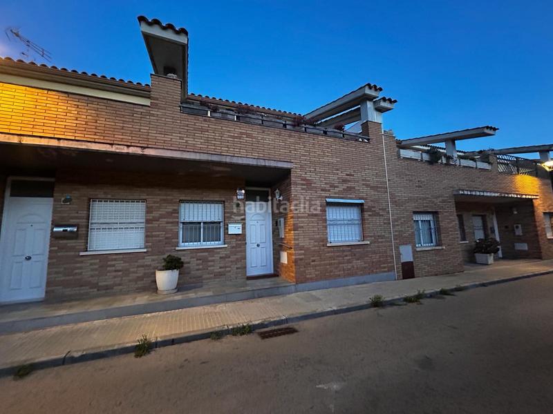 Foto 727d8869-8123-45ab-86da-7a79dd0c8516. Casa bifamiliare con riscaldamento parcheggio in Masquefa