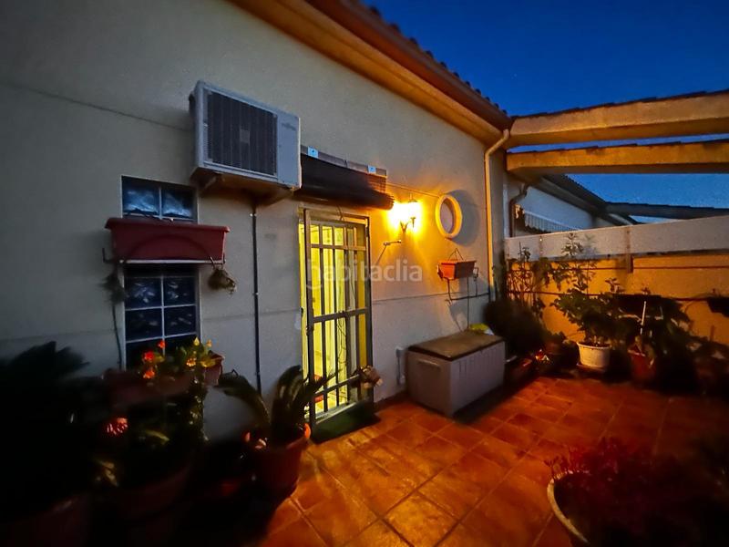 Foto a8a6b797-2fd3-4cb8-83d2-d1bed2153854. Casa bifamiliare con riscaldamento parcheggio in Masquefa
