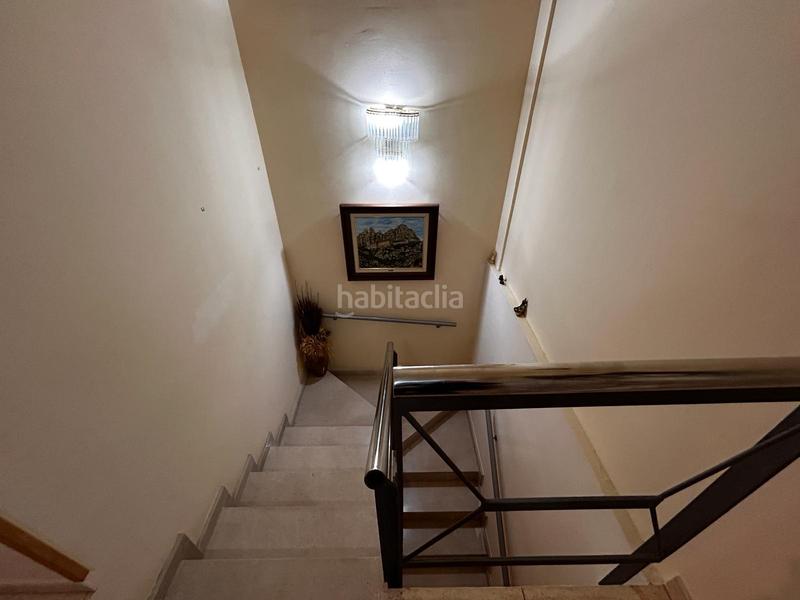 Foto f1dd5c13-b097-4323-a071-445d267c6459. Casa bifamiliare con riscaldamento parcheggio in Masquefa