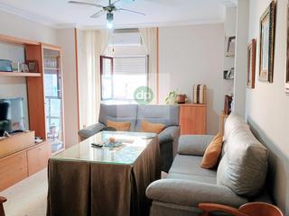 Apartamento en Pardaleras. En pardaleras, junto a la juan sebastián elcano.