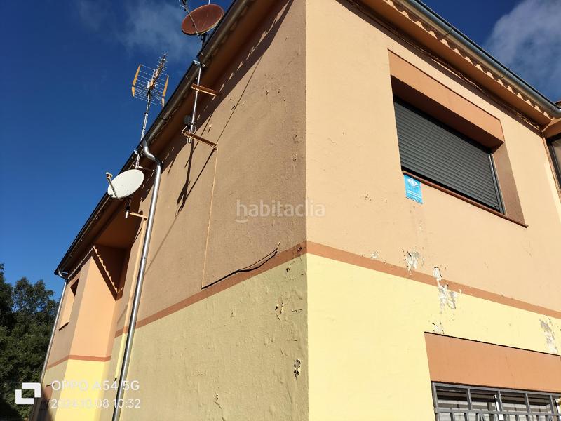 Foto 341d706a-7eb8-4fa3-a2dd-2637981d31e5. Pis amb calefacció aparcament a Torre de Claramunt (La)