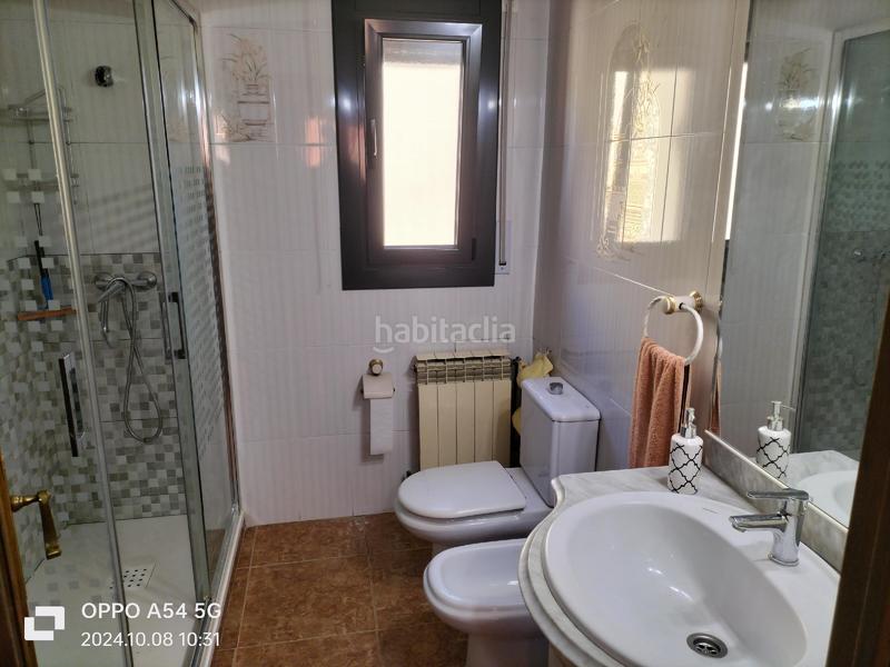 Foto b6f2b1d9-53e6-4ad7-badf-c6d78b13e09c. Pis amb calefacció aparcament a Torre de Claramunt (La)