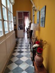 Piso en Centro Histórico. Justo en frente de plaza mina.