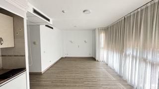 Apartament a Norte. Apartamento en zona ballesol, frente a parque cárcavas