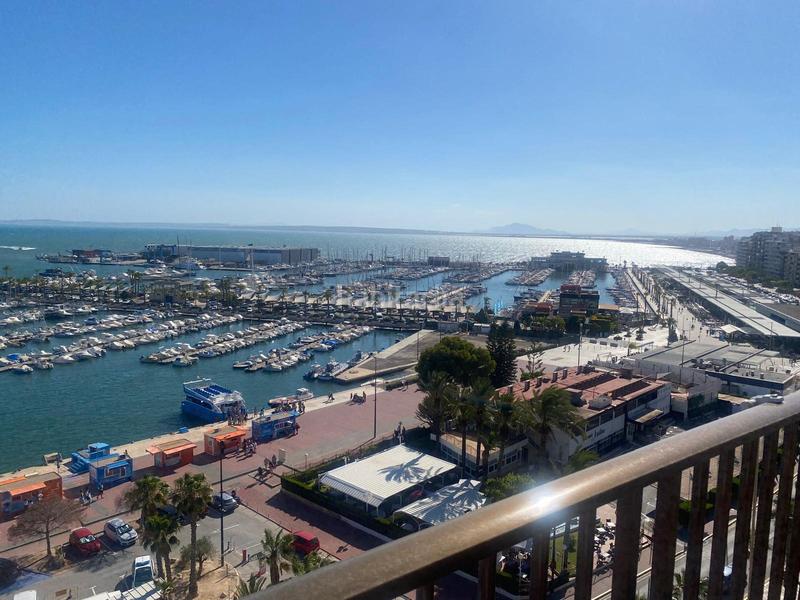 Foto ee5e4c15-92d1-40e2-935d-c5b986440d06. Apartament amb calefacció a Centro Santa Pola