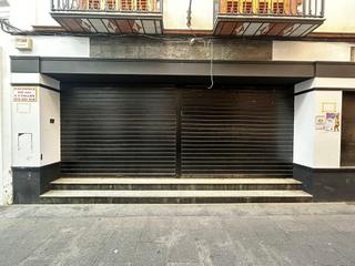 Lloguer Local Comercial a Almendralejo. Ubicado en la mejor calle comercial de almendralejo