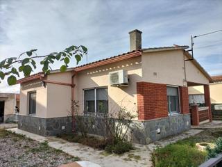 Chalet in Piera. Residencial  la plana
