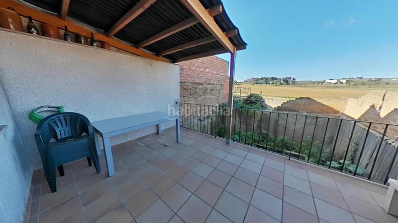 Foto 6a869f65-5520-46d6-a3b1-db1e0c54c043. Casa pareada barri can batista en Subirats