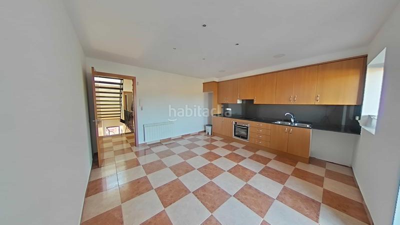 Foto 6af5402a-5b01-495c-914e-f422bd96df10. Casa pareada barri can batista en Subirats