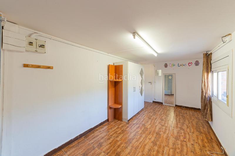 Foto 35d31bc2-5f17-4c1b-9309-44849a32bdee. Casa pareada canovellessant genis dels agudells. en Barcelona