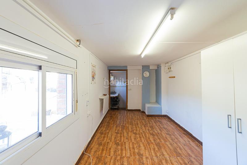 Foto 5cc62ca4-4a25-4da1-b5ac-d8b712101839. Casa pareada canovellessant genis dels agudells. en Barcelona