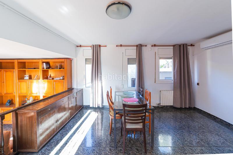 Foto 6da7bb4f-8611-4729-a423-b97b13f9f984. Casa pareada canovellessant genis dels agudells. en Barcelona