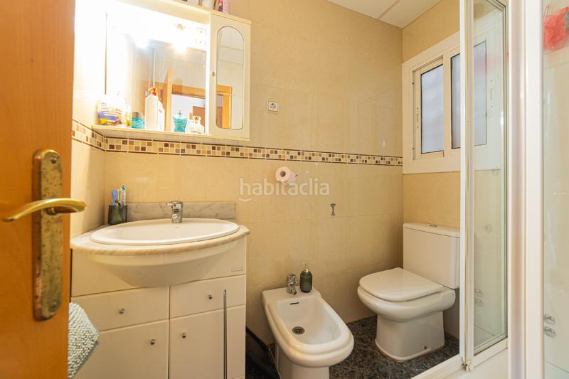 Foto cc10f76d-e21b-4ebc-a94b-b735b604db78. Casa pareada canovellessant genis dels agudells. en Barcelona