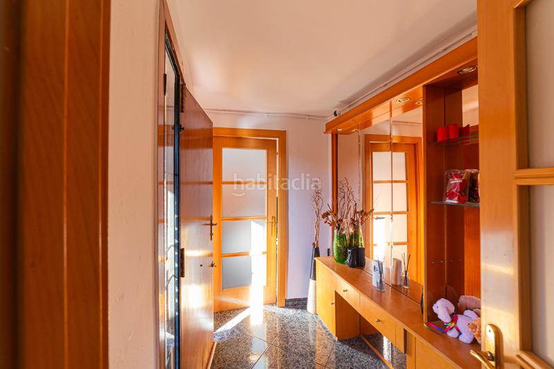 Foto db1a028c-237d-41f1-ae0a-2d8ce6c92648. Casa pareada canovellessant genis dels agudells. en Barcelona
