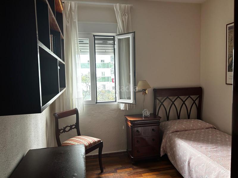 Foto 1ad8c786-04cc-4c66-90e1-56cf7ff542bc. Piso cerca del corte inglés. en astilleros - la paz - loreto - el corte inglés Cádiz