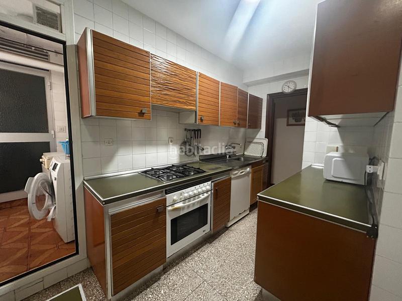 Foto 25bddc96-5f72-42c5-a424-ec9fd78a8ee3. Piso cerca del corte inglés. en astilleros - la paz - loreto - el corte inglés Cádiz