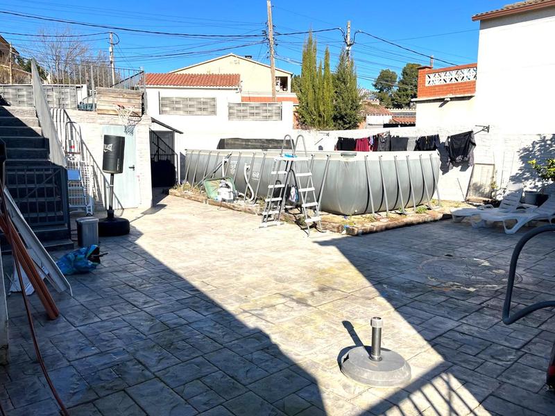 Foto e4aef88f-95b5-486c-ab57-b4f635635d87. Chalet mas den gall calle perfecta en Mas d´en Gall Esparreguera