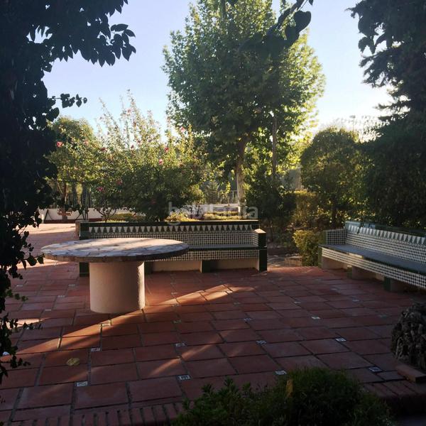 Foto 29d8e4fb-24e6-47ef-9959-5ae74ec9a352. Chalet zona de chalets junto a la carretera acceso a . en Baeza