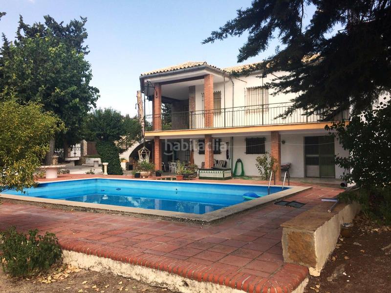 Foto 67111a14-eadf-46d7-ab02-c4ffa6a3cce6. Chalet zona de chalets junto a la carretera acceso a . en Baeza