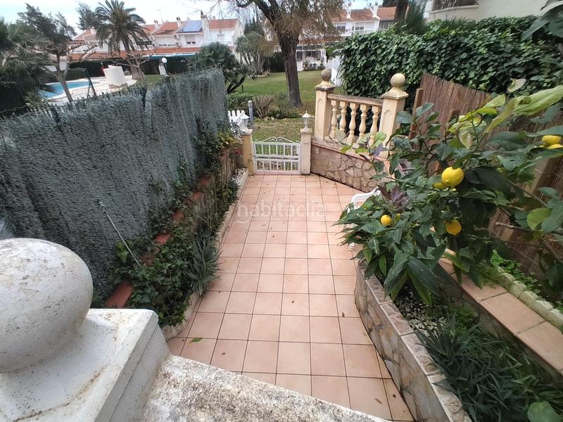 Foto dbdf64d3-2ef1-416c-9a5d-072b8fdedec2. Casa aparellada amb calefacció piscina a El Montgó Dénia