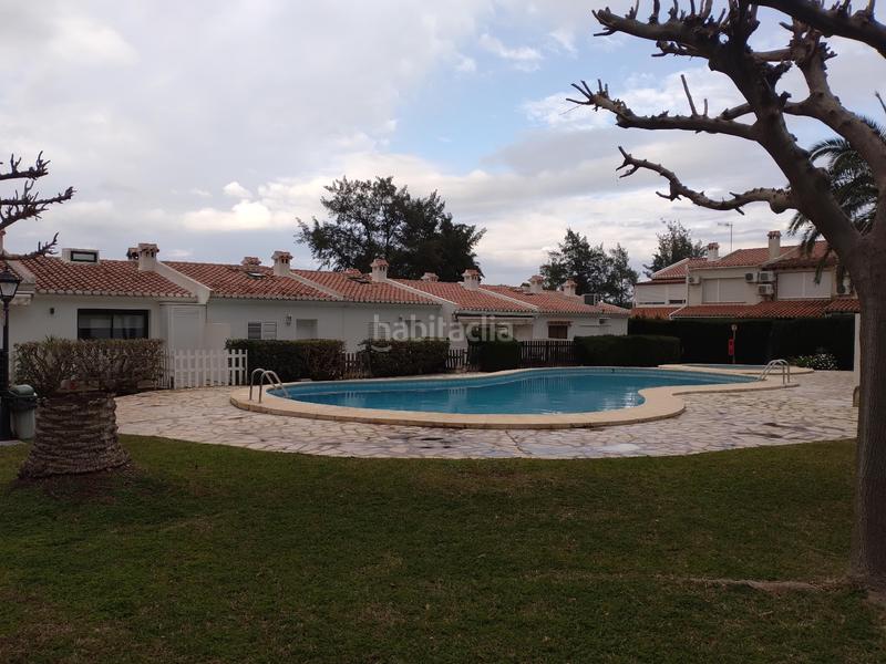 Foto e6bb4e9d-c27a-4e70-ad1a-77b482ae09f9. Casa aparellada amb calefacció piscina a El Montgó Dénia