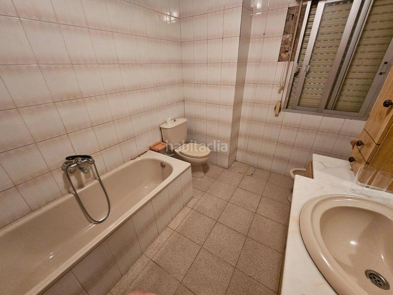 Foto f3bbbf7b-e0aa-4c97-81fd-f2575387398e. Planta baixa amb aparcament a Las Cruces Villena