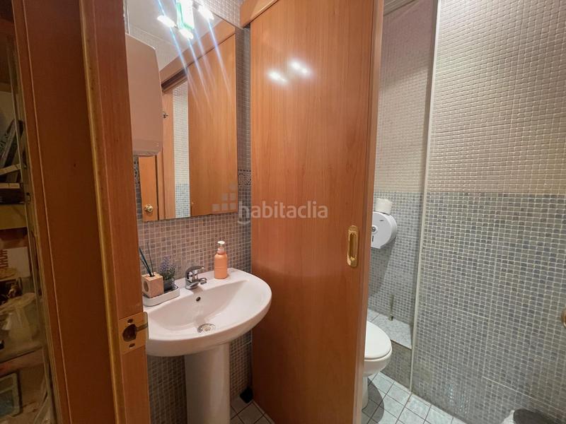 Foto a2ef4568-81d1-42ee-a7bc-b7d801a7bc83. Local comercial a Creu Alta Sabadell