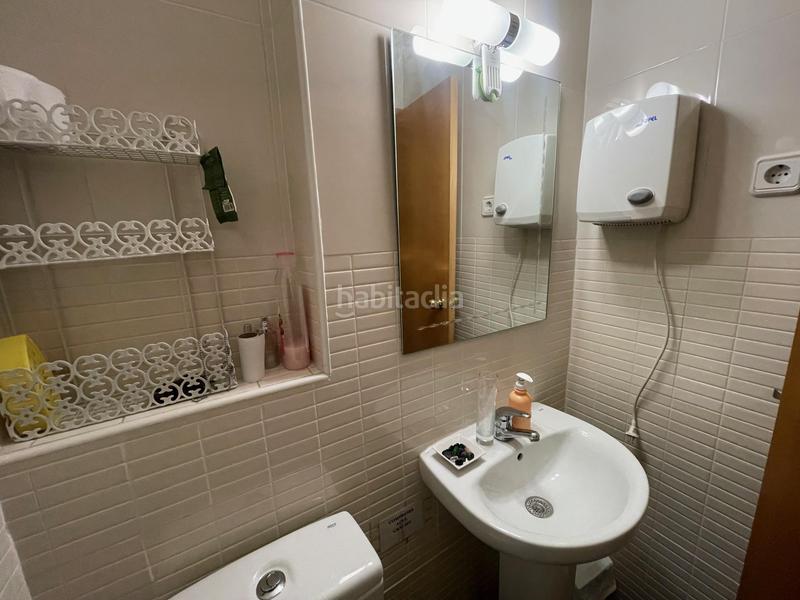 Foto f0966266-a4b0-4762-aa68-986b7ae16e30. Local comercial a Creu Alta Sabadell