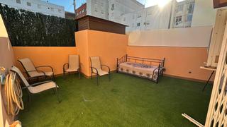 Pis a L´Hort de Senabre. Junto al parque huerto de senabre