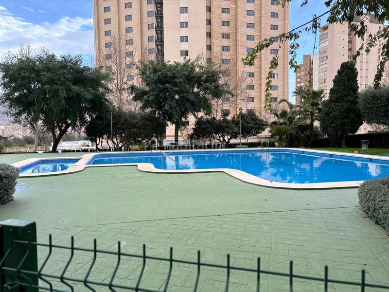 Foto c6092bcb-7f50-47eb-a30f-5a889e6afd67. Appartement mit heizung parking pool in Levante Alto Benidorm