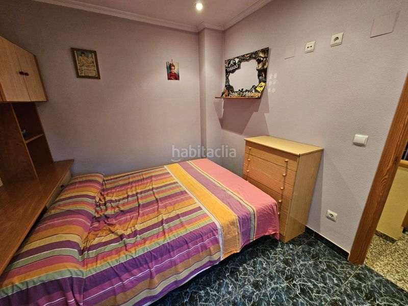 Foto 86d7ded3-fee1-4f17-8876-5707a456c316. Casa aparellada amb calefacció a Monòver