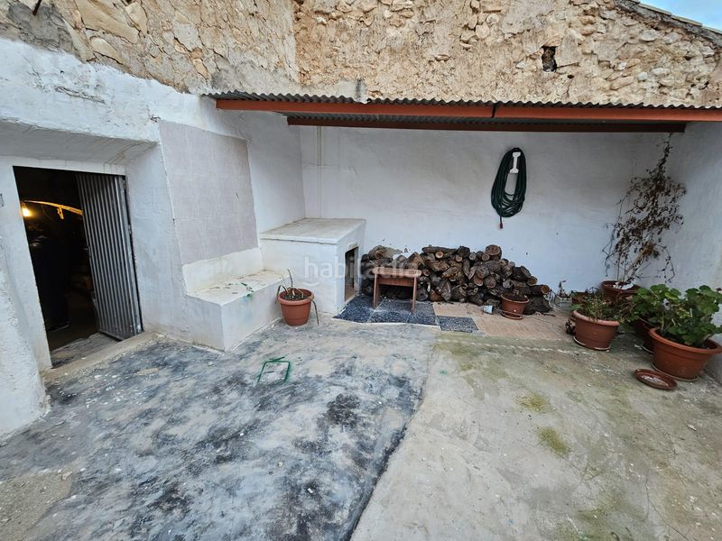 Foto a7746b66-2c94-426d-b330-1ef67e13a603. Casa aparellada amb calefacció a Monòver