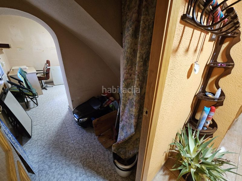 Foto d00310f0-a4f3-491b-ba38-a35014c8329f. Casa aparellada amb calefacció a Monòver