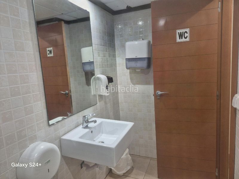 Foto 69e978fb-dd3e-4ead-a06c-f9eab94bd73e. Local comercial a Playa Muchavista Campello (el)