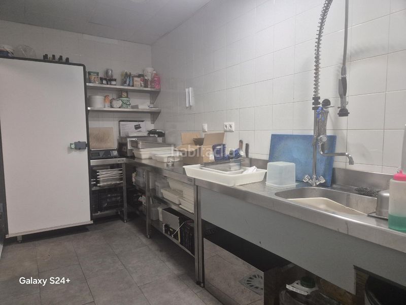 Foto aff80467-997e-4bd1-bdc8-c461384fa83d. Local comercial a Playa Muchavista Campello (el)